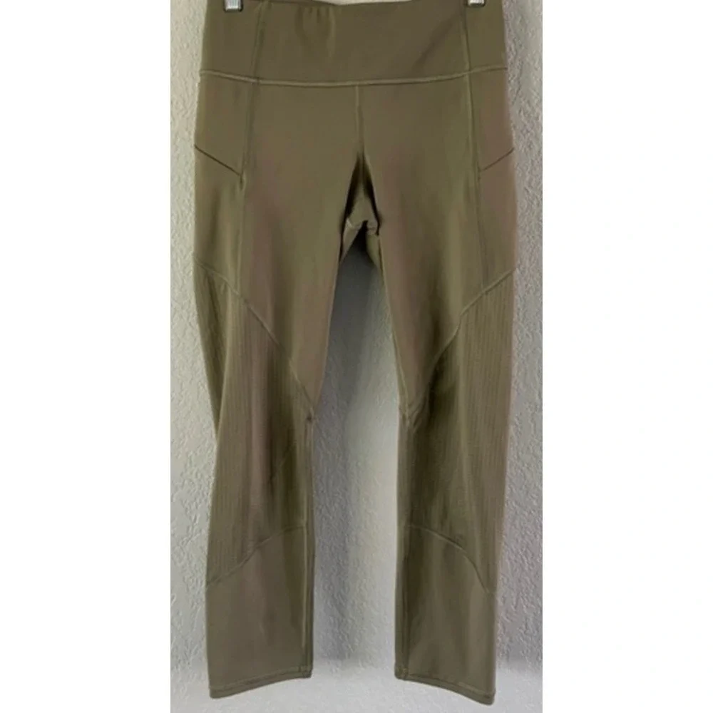 Athleta Mesh Contender Capri Leggings Olive Green Women's Size S Pockets Zippers